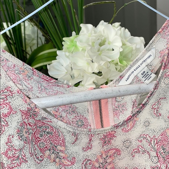 Small Tank top from American Eagle - Picture 2 of 6